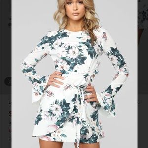 Beautiful  floral print mini dress in Medium. Worn once in great condition